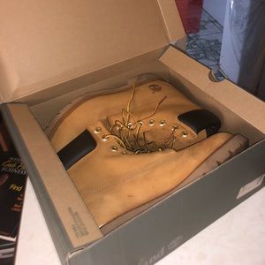 Timberlands size 9.5